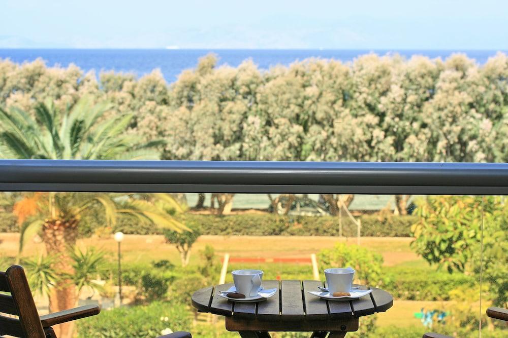 All Senses Ocean Blue Sea Side Resort (Adults Only) Petaloudes Exterior photo