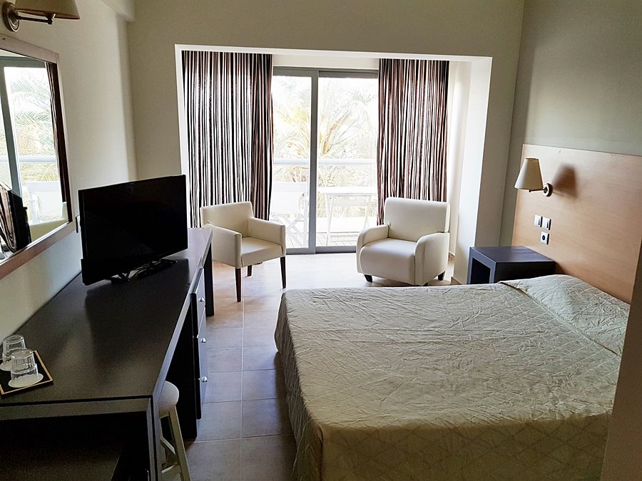 All Senses Ocean Blue Sea Side Resort (Adults Only) Petaloudes Exterior photo